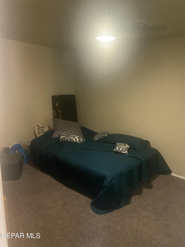 bedroom featuring carpet floors
