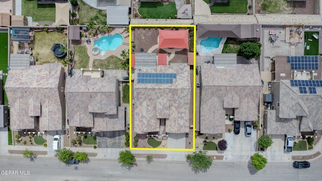 737 Colonial Blf, El Paso, TX 79928 - aerial perspective of suburban area featuring a pool area and property boundaries highlighted