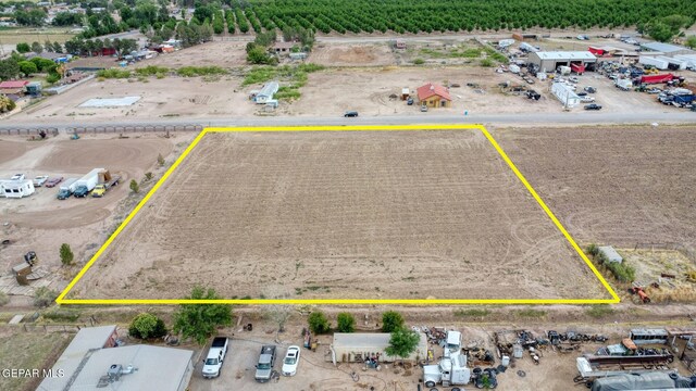 483 Gina Dr, Fabens, TX 79838