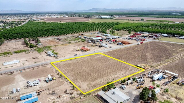 483 Gina Dr, Fabens, TX 79838