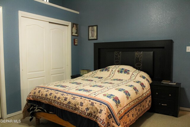 2445 Nancy Mcdonald Dr, El Paso, TX 79936 - bedroom with a closet and baseboards