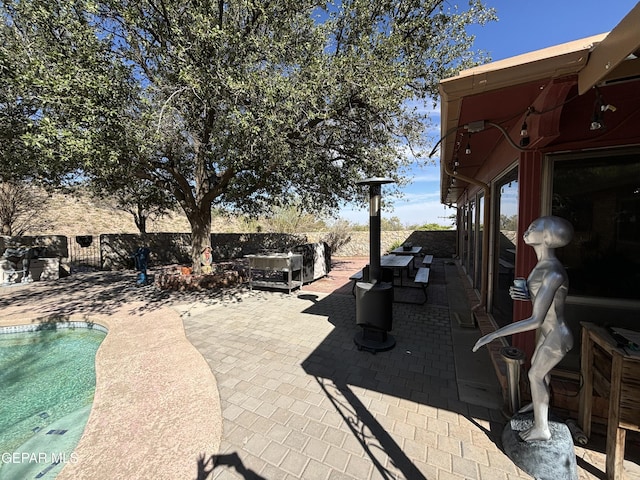 3109 Park N Dr, El Paso, TX 79904 - view of patio / terrace