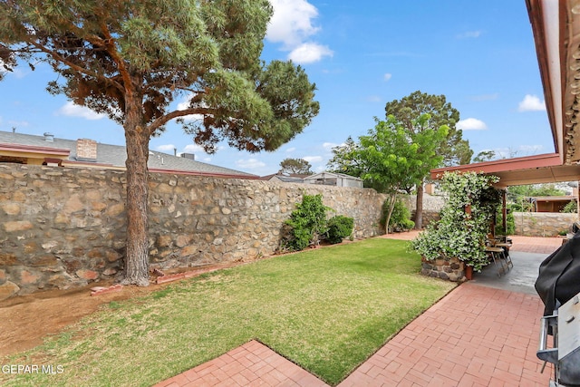 1664 Lou Graham Dr, El Paso, TX 79936 - view of yard with a patio