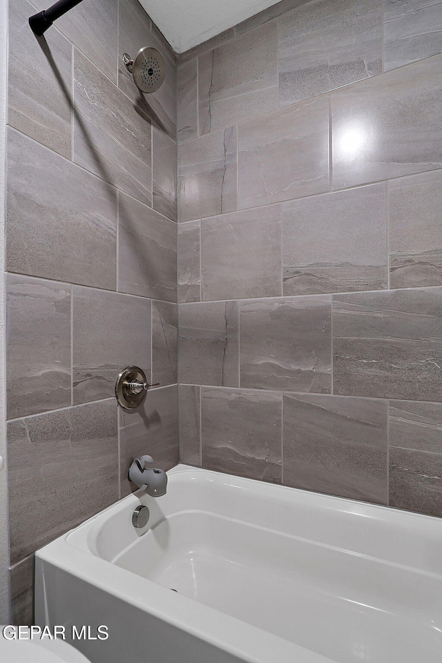 436 Sun Temple Rd, Socorro, TX 79927 - full bath featuring shower / tub combination