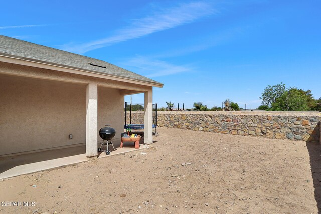 436 Sun Temple Rd, Socorro, TX 79927 - view of yard featuring a patio area