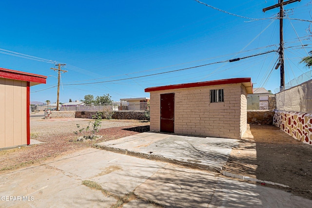 7701 Hermosillo Dr, El Paso, TX 79915 - view of garage