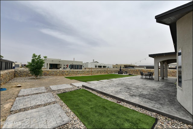 937 Grandevole Dr, El Paso, TX 79932 - view of yard with a patio