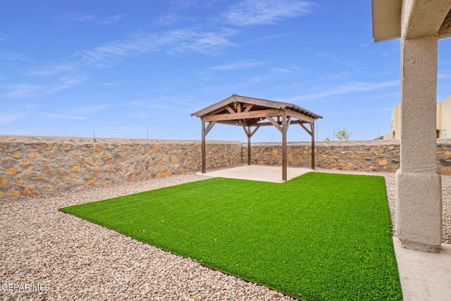 2240 Tierra Delmonte Dr, El Paso, TX 79938 - view of yard with a patio and a gazebo