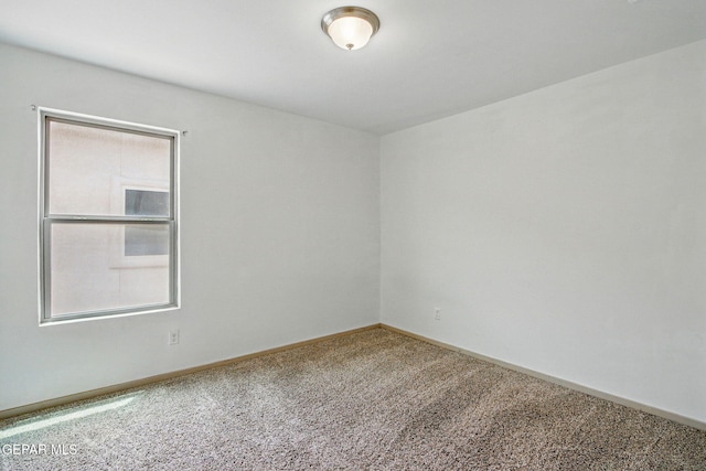 525 Cedarwood Dr, El Paso, TX 79928 - carpeted empty room featuring baseboards