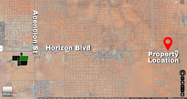 8 Horizon Blvd, Horizon City, TX 79928