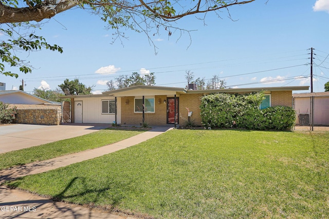4540 Swan Dr, El Paso, TX 79922 - single story home with brick siding