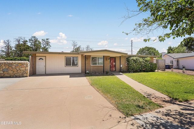 4540 Swan Dr, El Paso, TX 79922 - ranch-style home with concrete driveway and brick siding