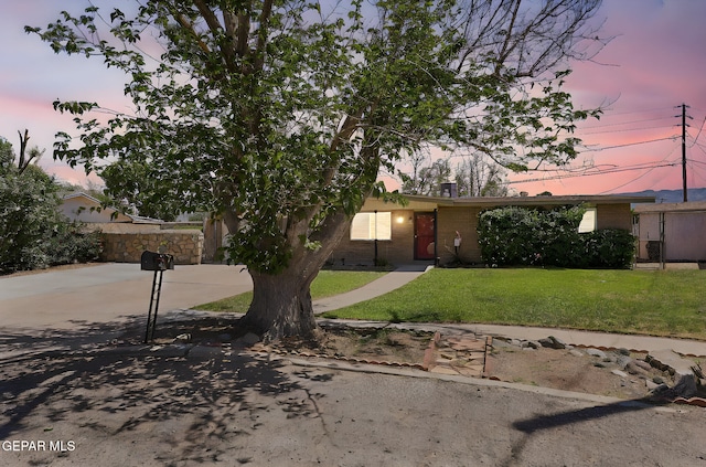 4540 Swan Dr, El Paso, TX 79922 - view of front of property featuring brick siding