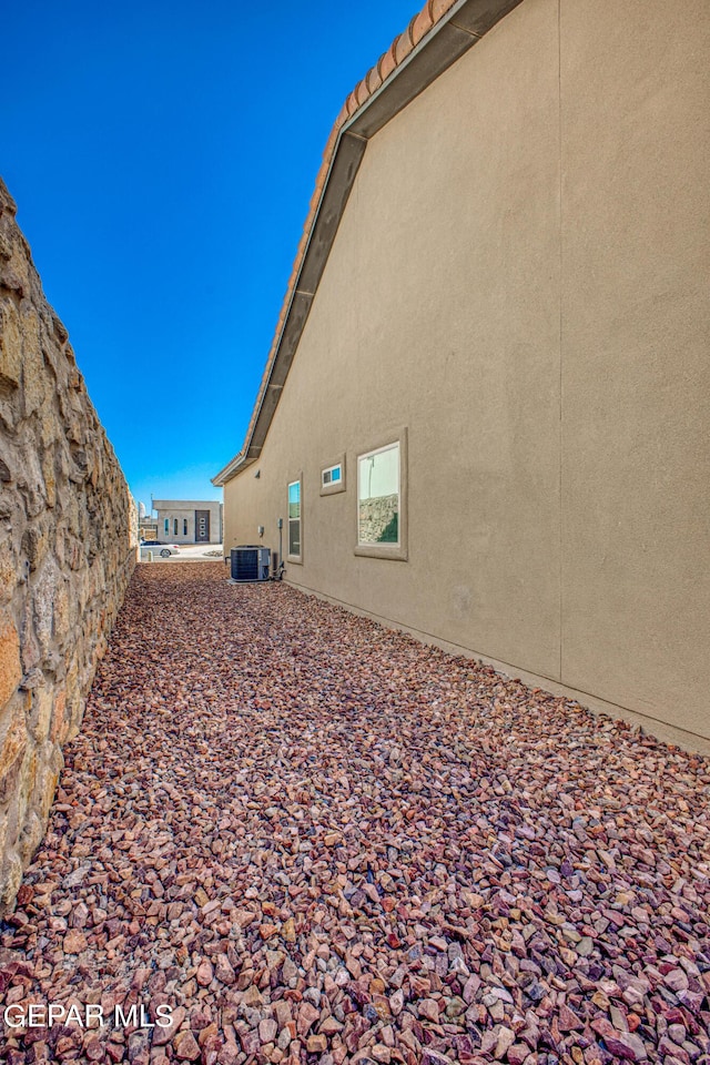 309 Blue Vly, El Paso, TX 79928 - view of yard featuring cooling unit