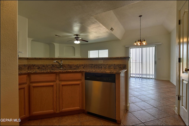 1493 Luz De Sol Dr, El Paso, TX 79912 - kitchen with dishwasher, a sink, light tile patterned floors, ceiling fan, and pendant lighting
