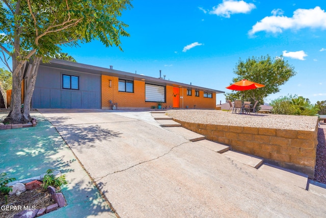 814 Galloway Dr, El Paso, TX 79902 - photo 1