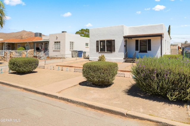 3817 La Luz Ave, El Paso, TX 79903 - view of front of home with stucco siding