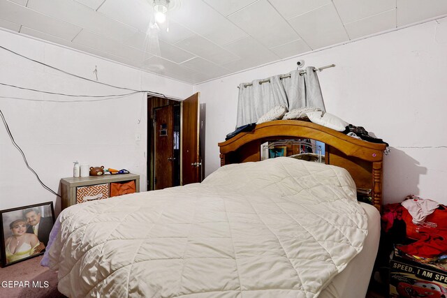 564 Chula Vista St, El Paso, TX 79915 - bedroom featuring carpet