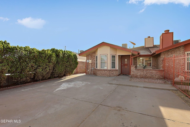 819 Los Surcos Rd, El Paso, TX 79907 - view of patio / terrace featuring fence