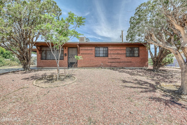 4209 Hercules Ave, El Paso, TX 79904 - ranch-style house with brick siding