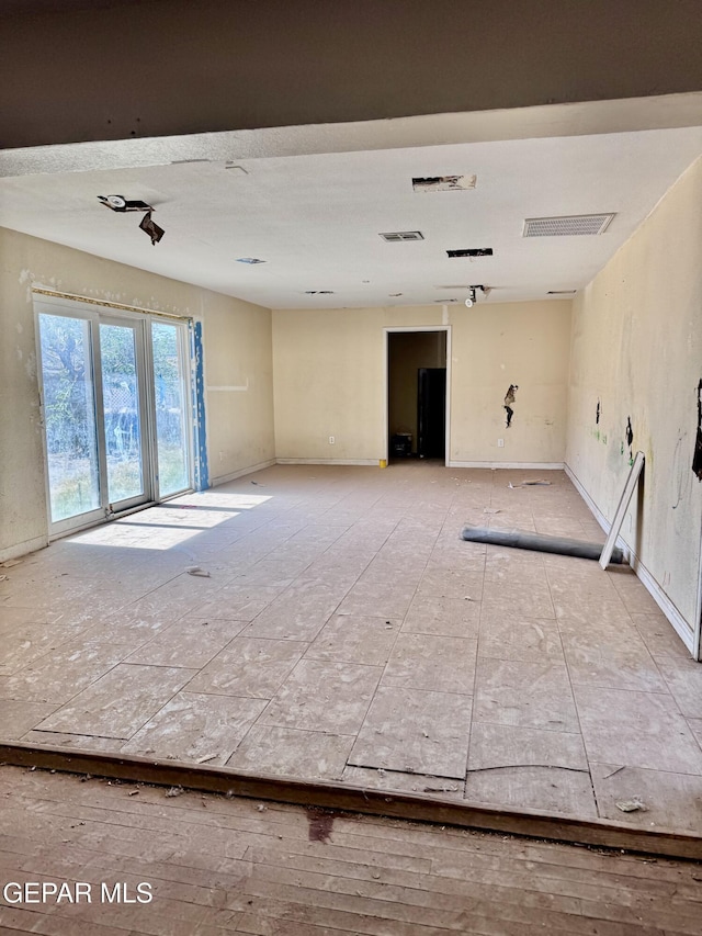 4500 Frankfort Ave, El Paso, TX 79903 - view of spare room
