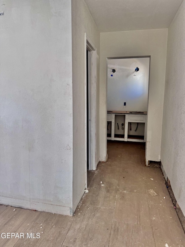 4500 Frankfort Ave, El Paso, TX 79903 - hall with baseboards