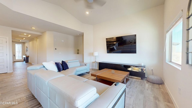 569 Logwood Ave, Canutillo, TX 79835 - living area featuring light wood finished floors, baseboards, ceiling fan, recessed lighting, and vaulted ceiling