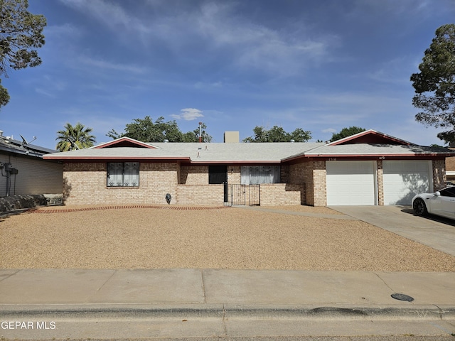 1516 Bud Allin Pl, El Paso, TX 79935 - photo 2
