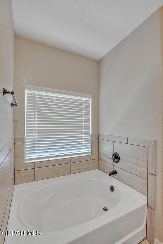14809 Tierra Escape Ave, El Paso, TX 79938 - full bathroom with a bath