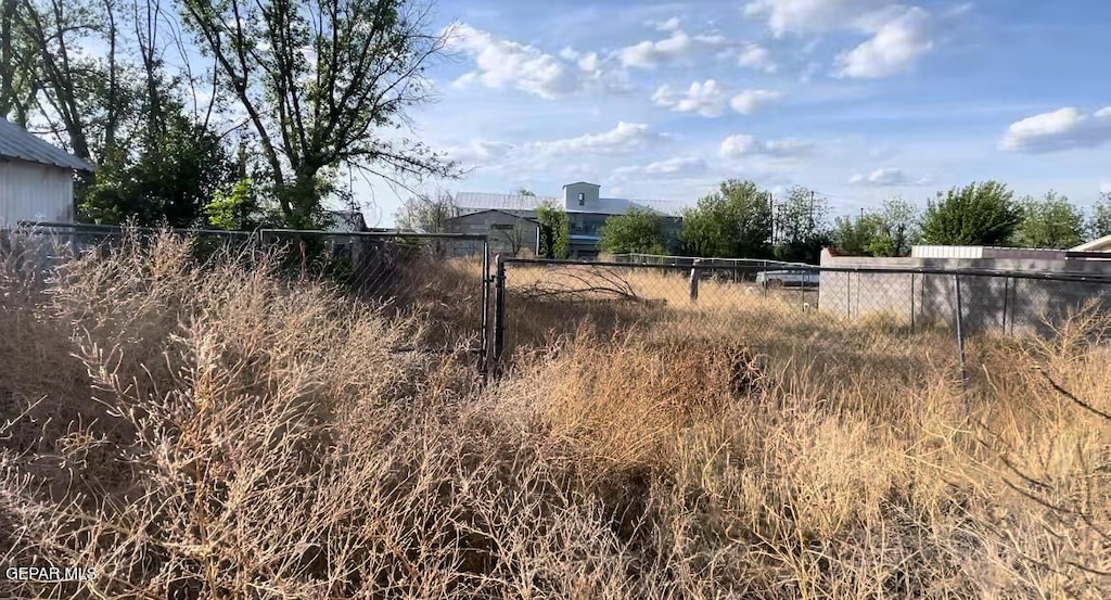 112B Mercantil Ave, Anthony, NM 88021