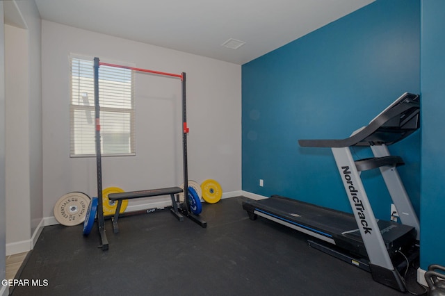 7389 Cimarron Gap Dr, El Paso, TX 79911 - exercise area with baseboards