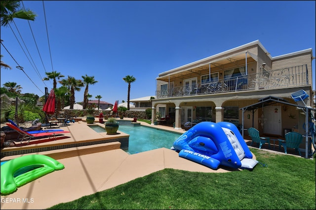 1337 Emerald Gate Ln, El Paso, TX 79936 - outdoor pool featuring a patio