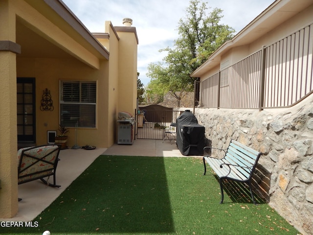7012 Diamond Ridge Dr, El Paso, TX 79912 - view of yard with a patio area