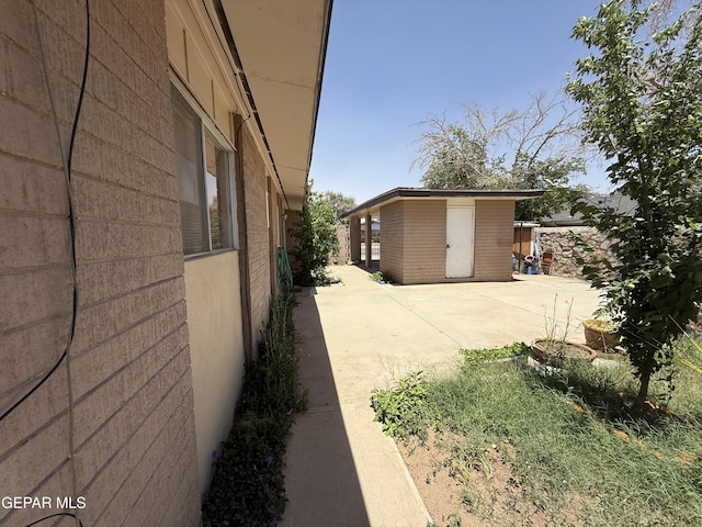 3216 Drumond Rd, El Paso, TX 79925 - view of property exterior with a patio area