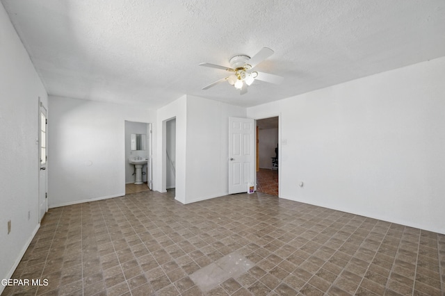 15761 Horizon Blvd, El Paso, TX 79928 - photo 11