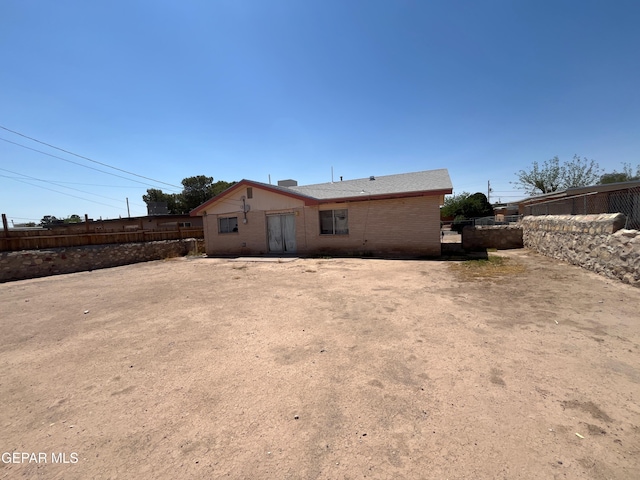 9129 Plymouth Dr, El Paso, TX 79907 - back of property with brick siding