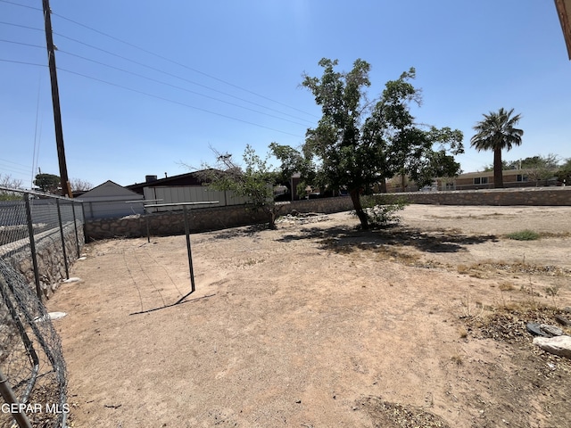 732 Jamestown Rd, El Paso, TX 79907 - view of yard