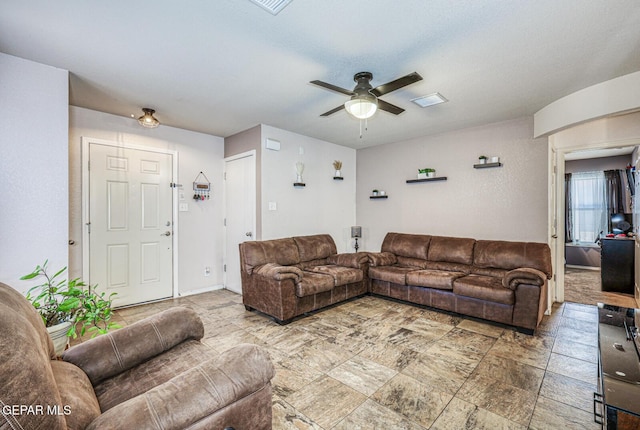 3844 Loma Cortez Dr, El Paso, TX 79938 - living area featuring a ceiling fan