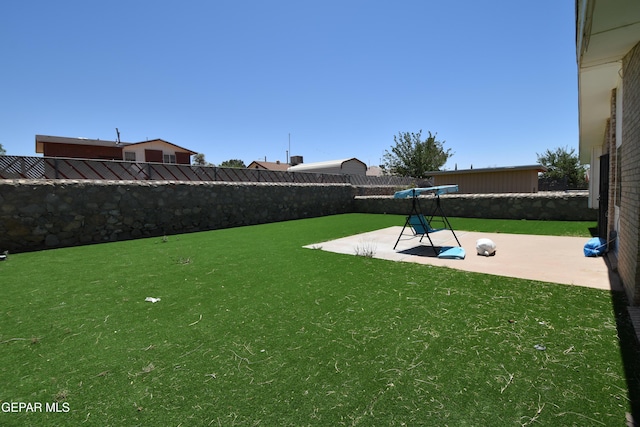 10824 Obsidian St, El Paso, TX 79924 - view of yard with a patio area