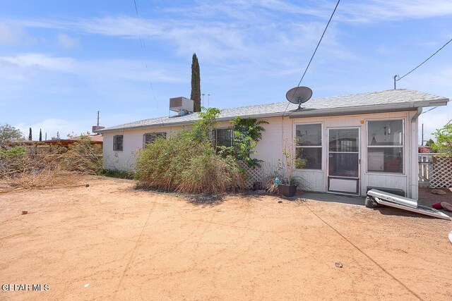 5033 Royal Dr, El Paso, TX 79924 - view of rear view of property