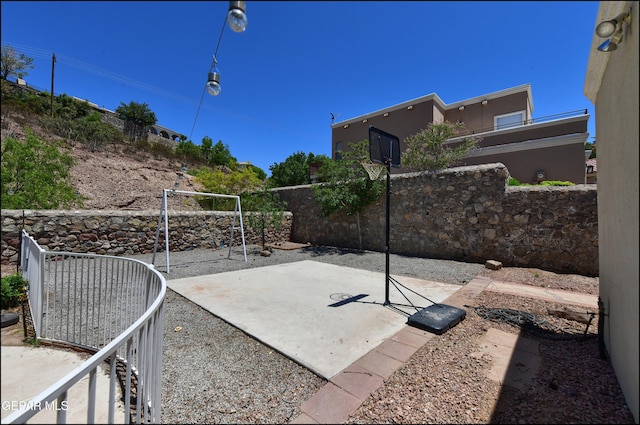 6609 El Poste Ct, El Paso, TX 79912 - view of patio / terrace