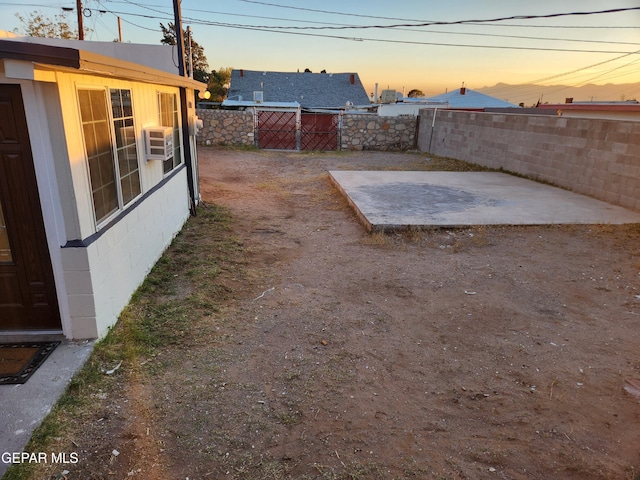 4122 Cumberland Ave, El Paso, TX 79903 - fenced backyard featuring a patio area
