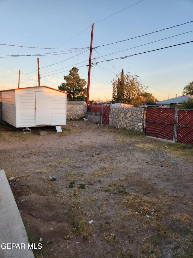 4122 Cumberland Ave, El Paso, TX 79903 - view of yard
