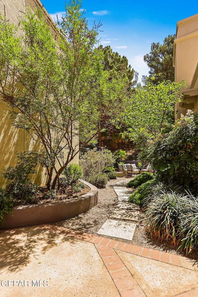 1119 Los Jardines Cir, El Paso, TX 79912 - view of patio / terrace