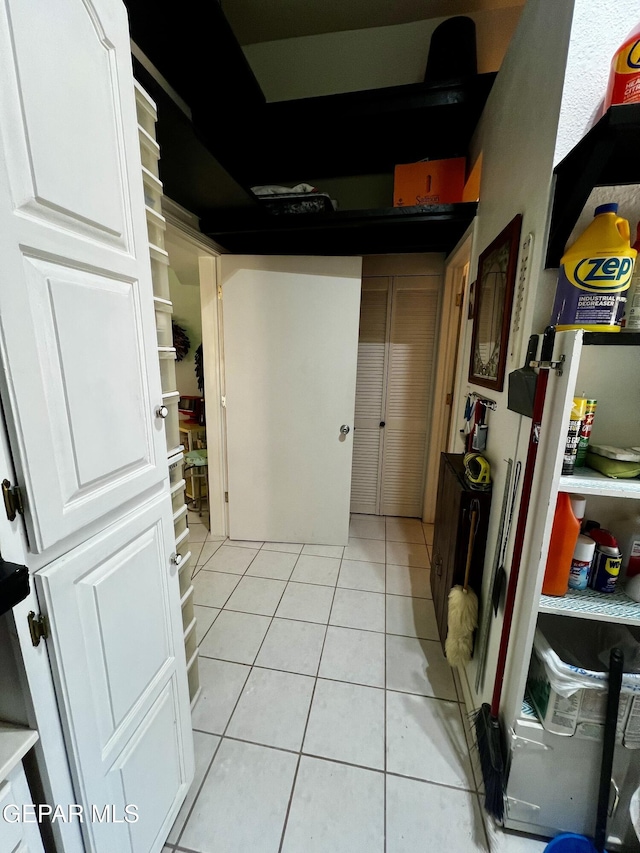 16899 Old Butterfield Trl, El Paso, TX 79938 - hall featuring light tile patterned floors