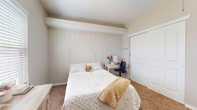 5712 Valley Lilac Ln, El Paso, TX 79932 - carpeted bedroom featuring a closet