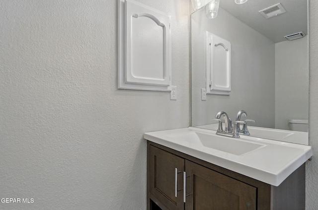 1718 Dean Jones Dr, El Paso, TX 79936 - bathroom with vanity