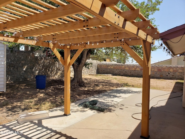 10173 Lakeview Dr, El Paso, TX 79924 - fenced backyard with a patio area and a pergola
