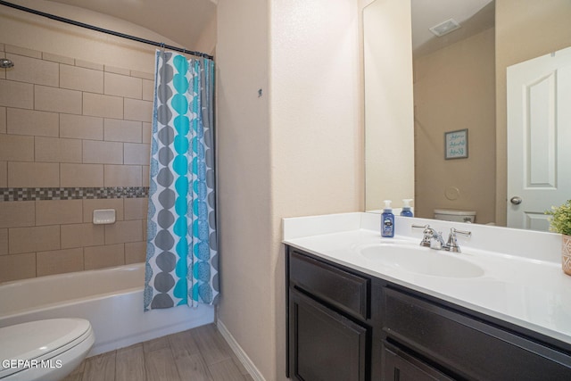2221 Furtherpoint Pl, El Paso, TX 79911 - full bathroom featuring toilet, vanity, shower / bath combo, and baseboards