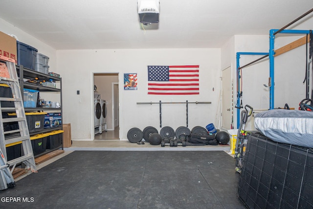 2221 Furtherpoint Pl, El Paso, TX 79911 - garage featuring washer and clothes dryer and a garage door opener